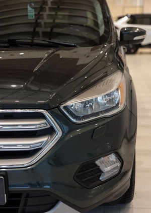 Ford Kuga cena 79850 przebieg: 82535, rok produkcji 2017 z Kalisz małe 596